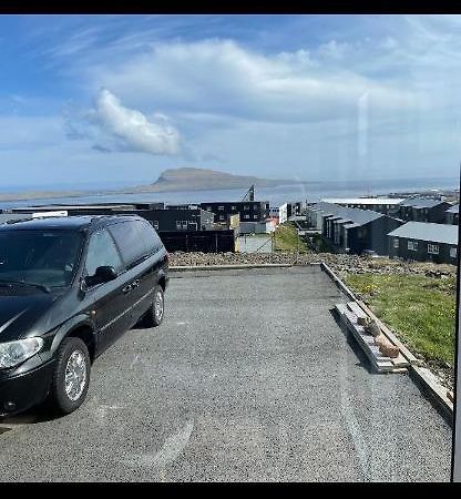 Modern Apartment With City & Oceanside View Tórshavn Extérieur photo
